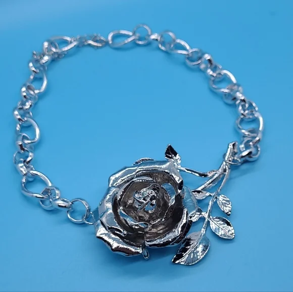 Artisan 3D Floral Rose Flower Embellished Silver Choker Necklace